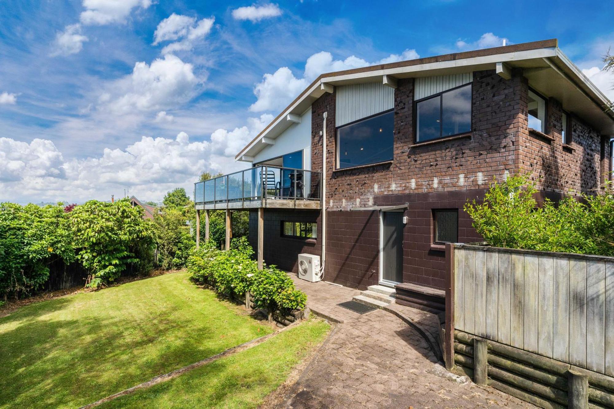 Ngaio Views - Lake Taupo Holiday Home 外观 照片