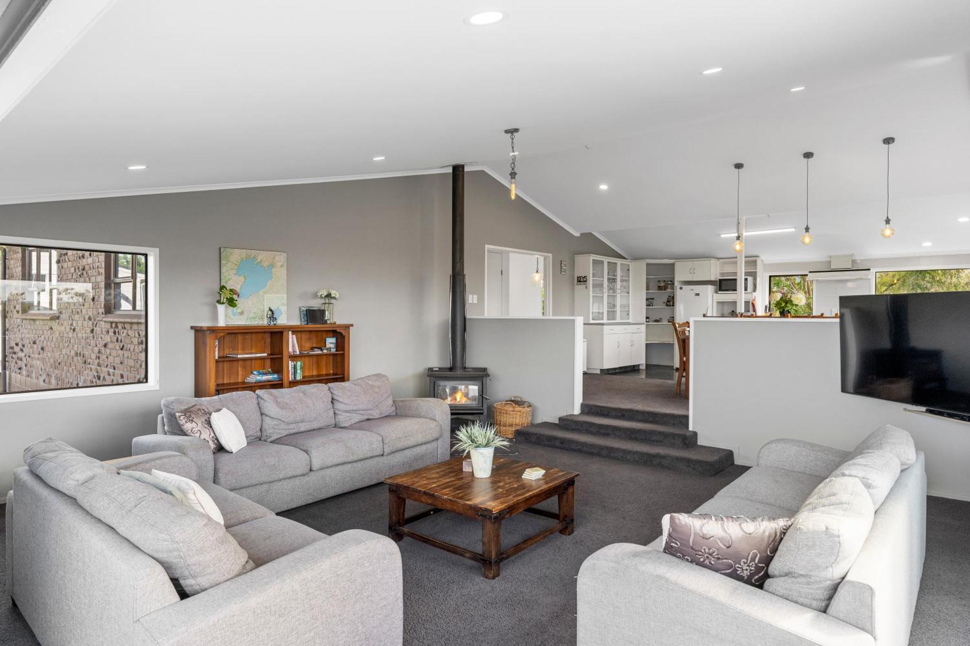 Ngaio Views - Lake Taupo Holiday Home 外观 照片