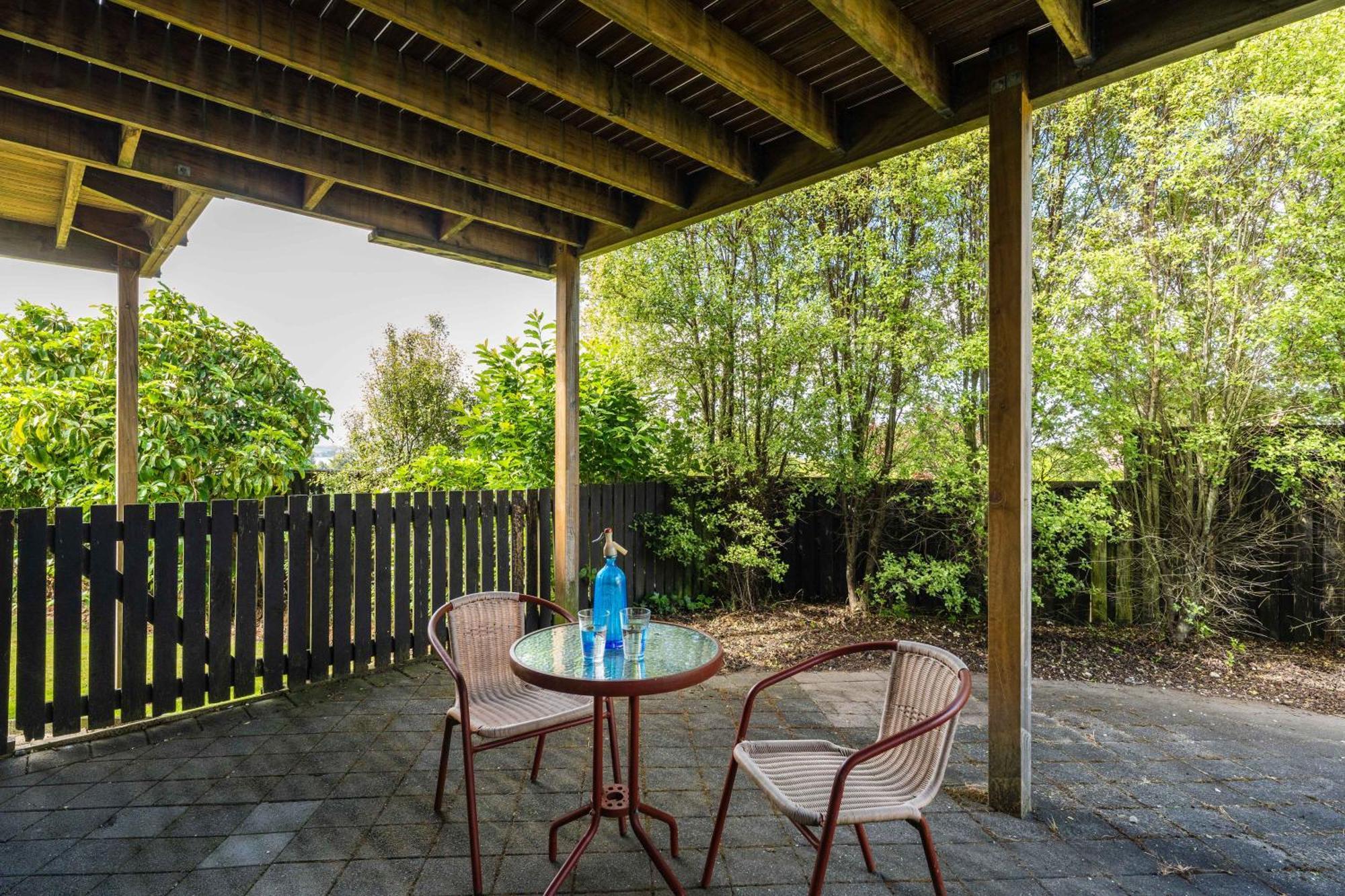 Ngaio Views - Lake Taupo Holiday Home 外观 照片